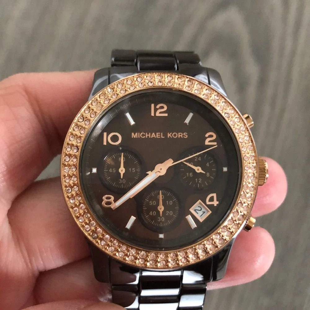 Michael Kors Watch - Picture 7 of 15